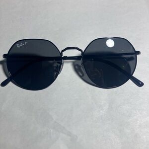 Ray-Ban polarized Black Round Sunglasses